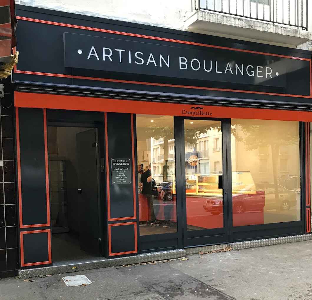 Devanture de la boulangerie La Mie du 1er Mai, avenue du 1er Mai à Troyes